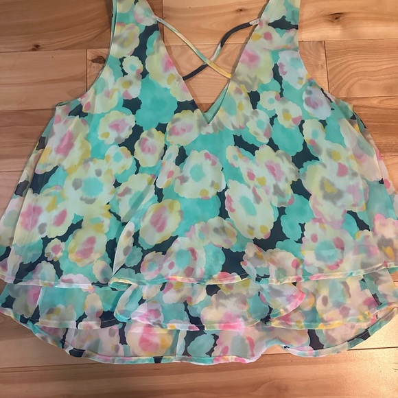 Urban Outfitters Lush floral camisole ruffle layered tank size small - Picture 5 of 8